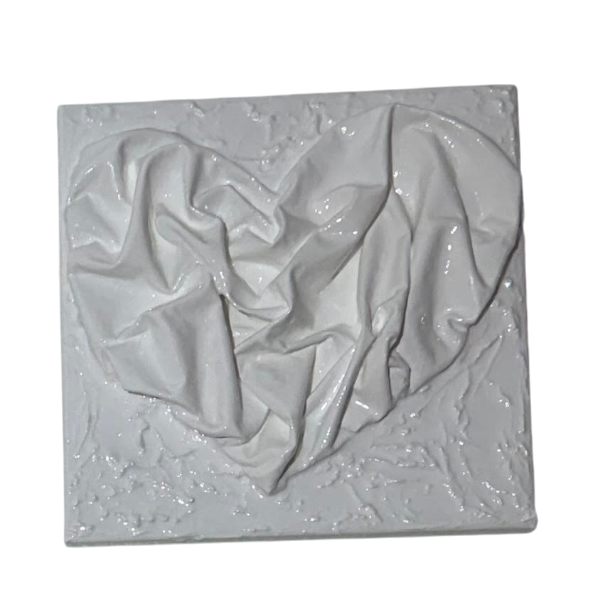 Bianco Terra AFFETTO No. 03 white textile heart wall art with mixed-media plaster and glossy resin on square canvas.