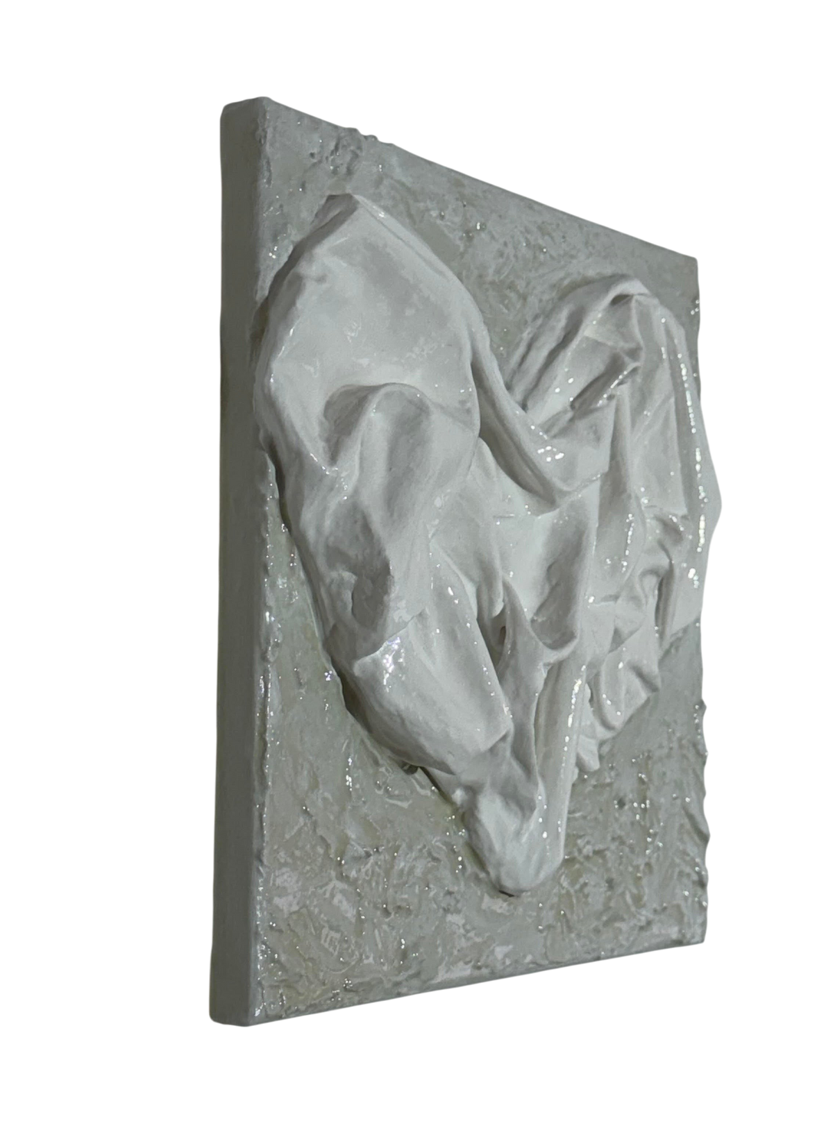 Bianco Terra AFFETTO No. 02 mixed-media heart art with white fabric folds on a distressed plaster background.