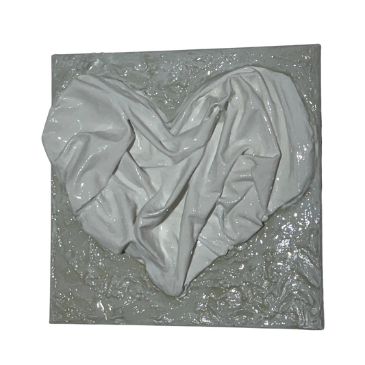 Bianco Terra AFFETTO No. 02 mixed-media heart art with white draped fabric, plaster texture, and glossy resin finish.