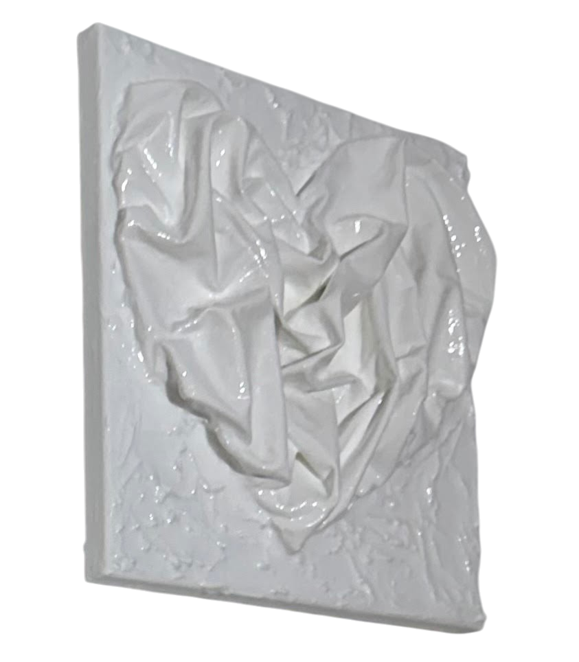 Bianco Terra AFFETTO No. 03 mixed-media heart art with draped white fabric, plaster texture, and glossy resin finish.