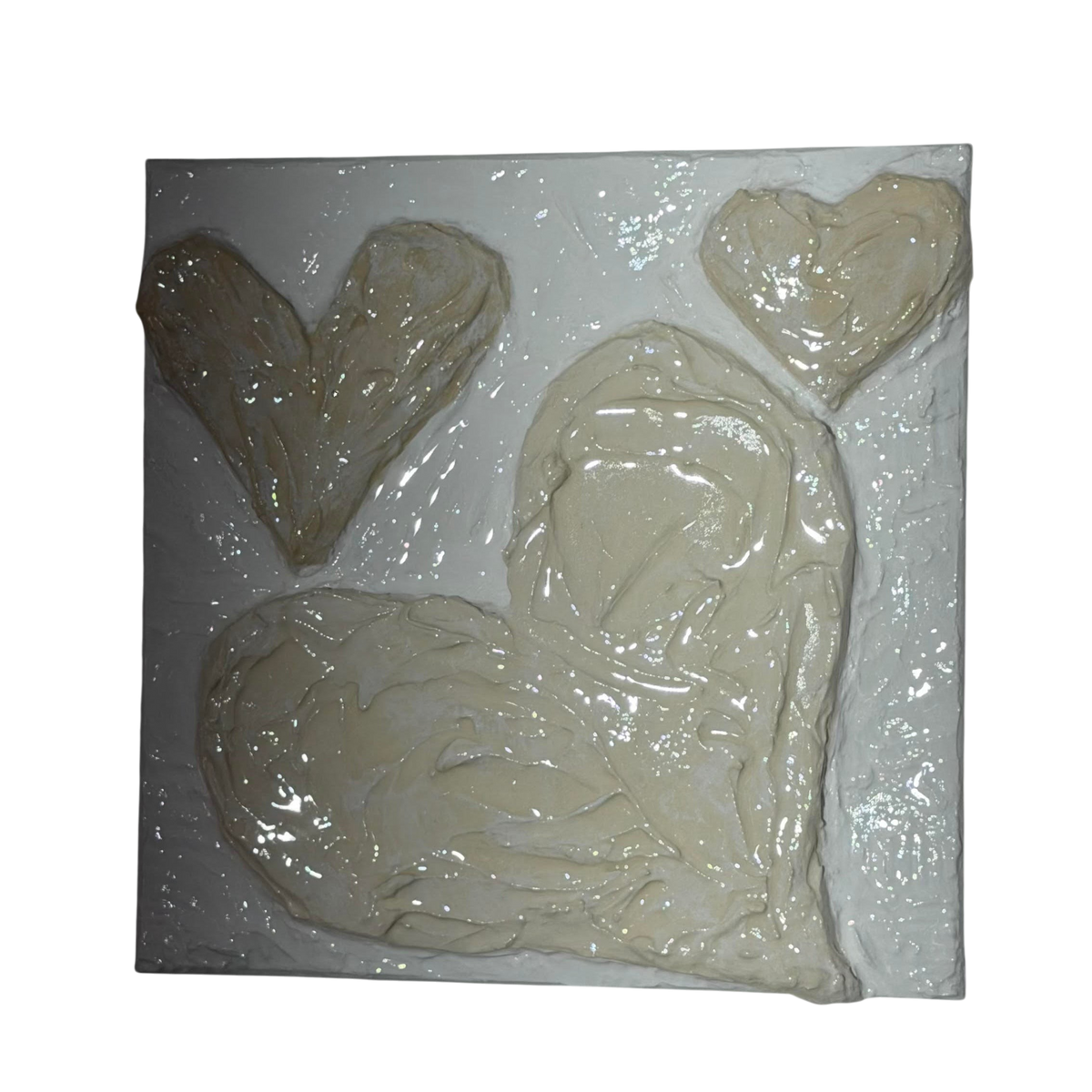 Bianco Terra CUORE No. 03 3D heart wall art with textured buttercream plaster and glossy resin finish in alabaster white