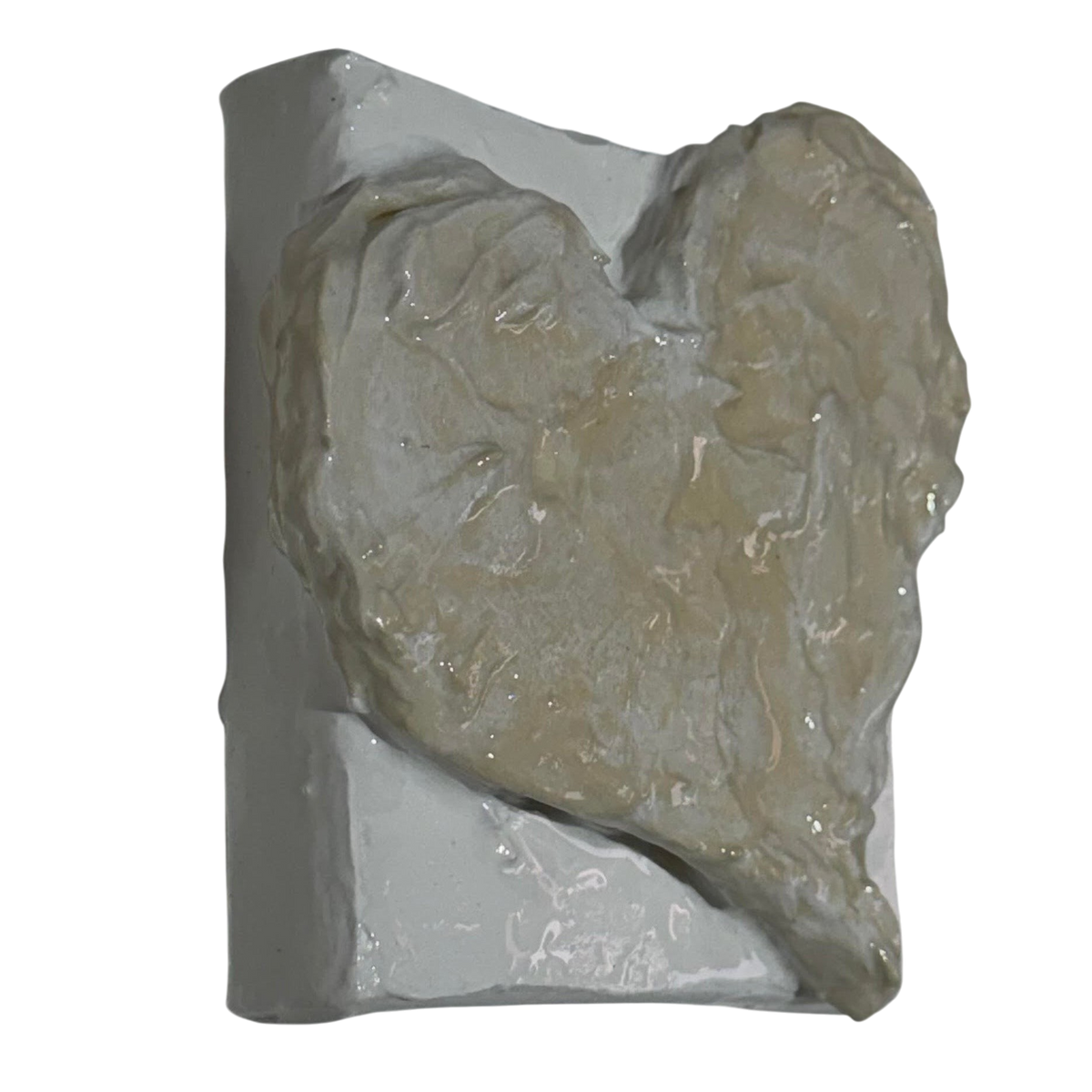 Bianco Terra Cuore Mini No. 02 miniature 3D heart sculpture in alabaster plaster with a high-gloss resin finish.