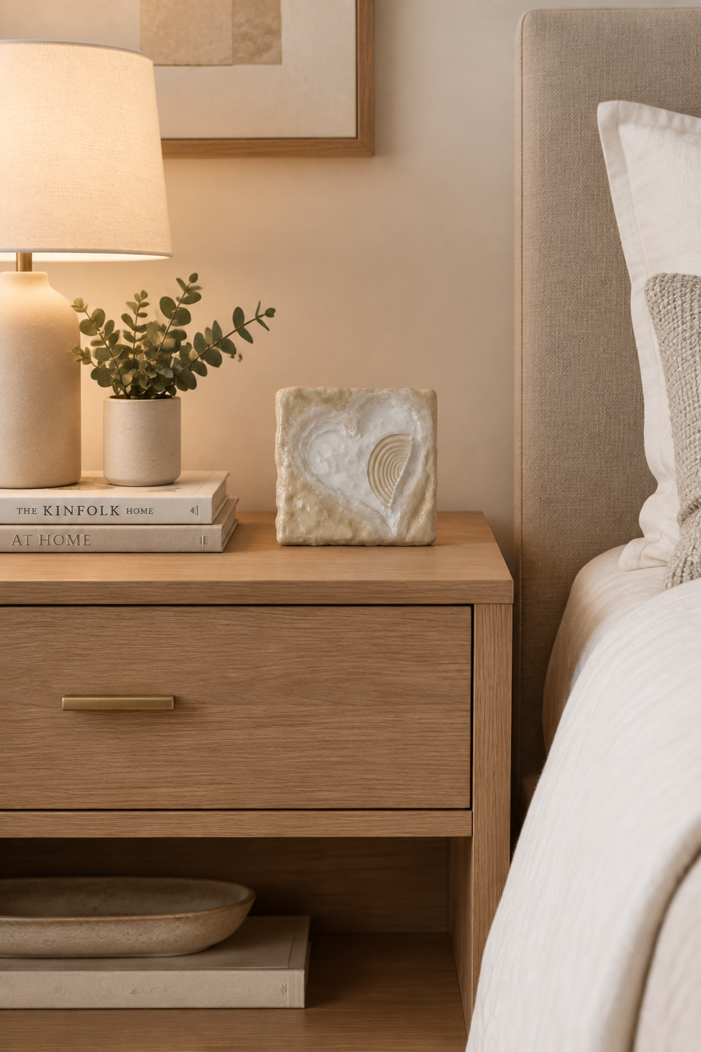 Bianco Terra CECO MINI square wall art featuring a sculpted heart with matte chalk and glossy resin textures.