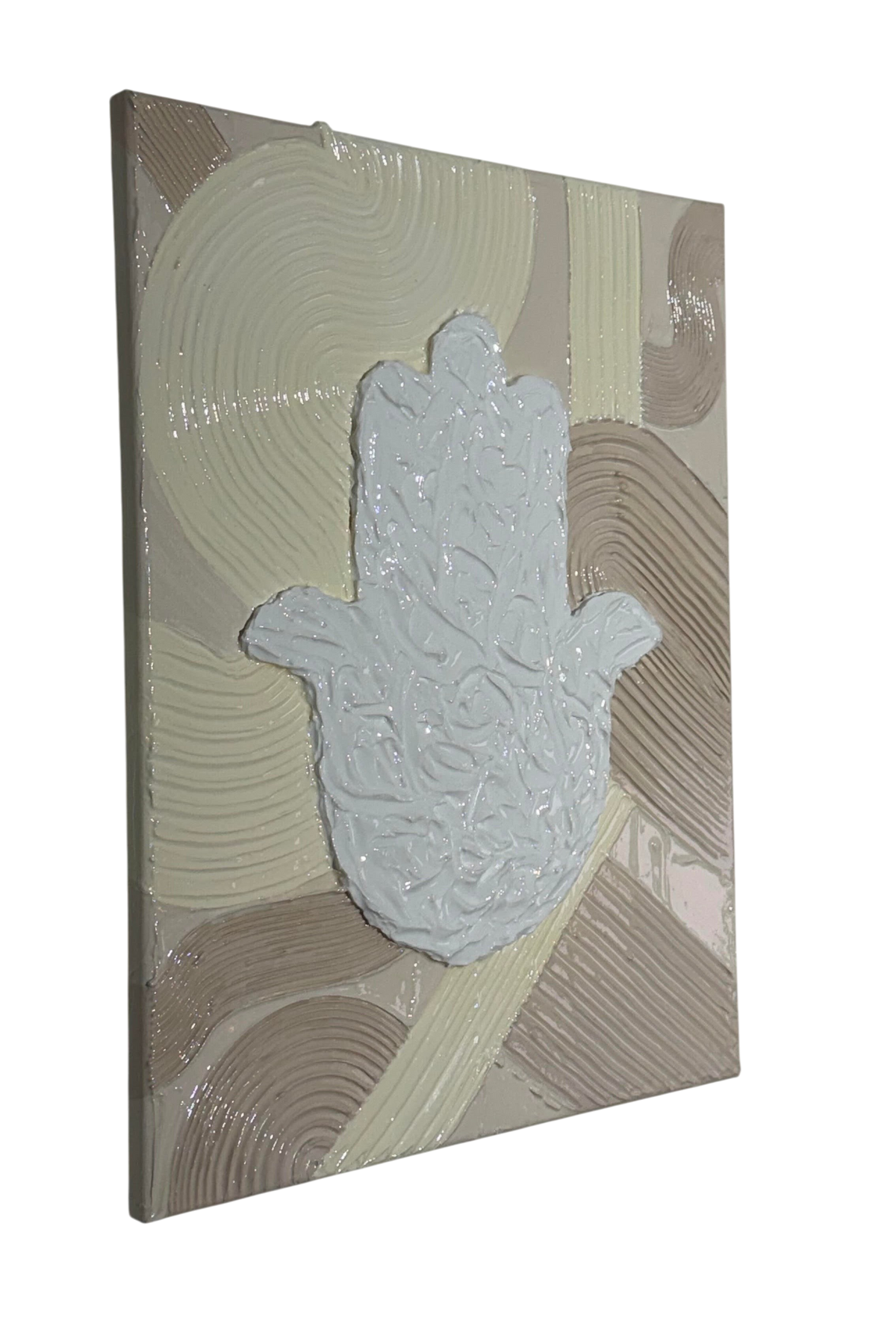 Bianco Terra MANO No. 03 textured Hamsa hand wall art with glossy resin finish on a matte plaster wave background.