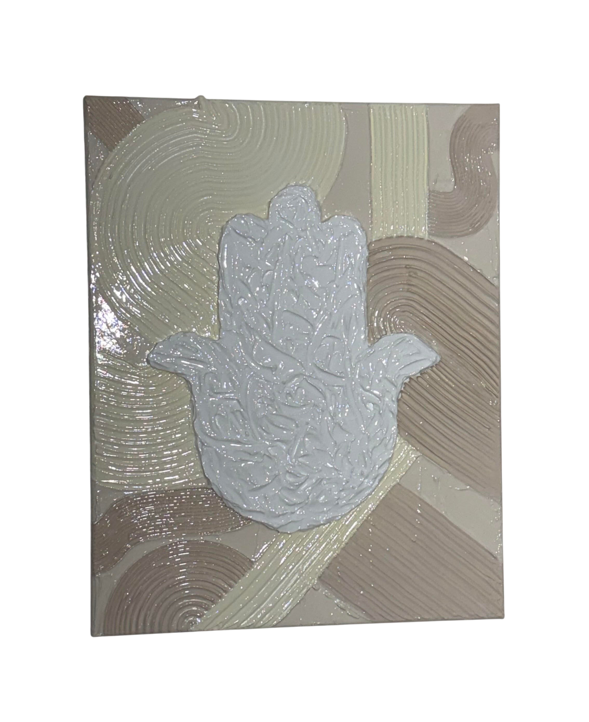 Bianco Terra MANO No. 03 textured Hamsa hand wall art with glossy resin finish on a matte plaster wave background.